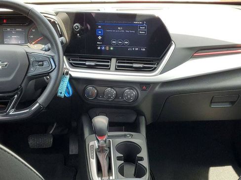 Used 2024 Chevrolet Trax RS w/ Driver Confidence Package FWD image 23