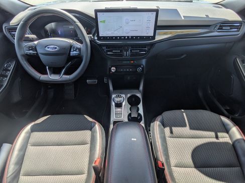 Used 2023 Ford Escape ST-Line w/ Tech Pack #1 AWD/4WD image 15