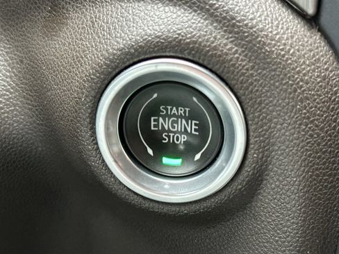 Used 2022 GMC Sierra 3500 Denali w/ Technology Package image 23