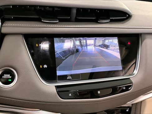 Used 2021 Cadillac XT5 Premium Luxury w/ LPO, Floor Liner Package image 24