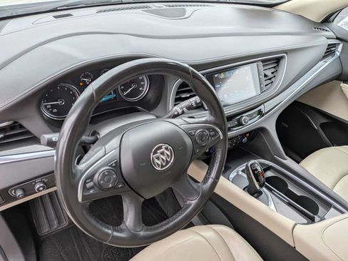 Used 2018 Buick Enclave Premium w/ Experience Buick Package AWD/4WD image 2