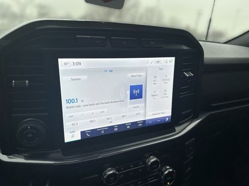 Used 2022 Ford F150 XLT w/ Equipment Group 302A High image 12