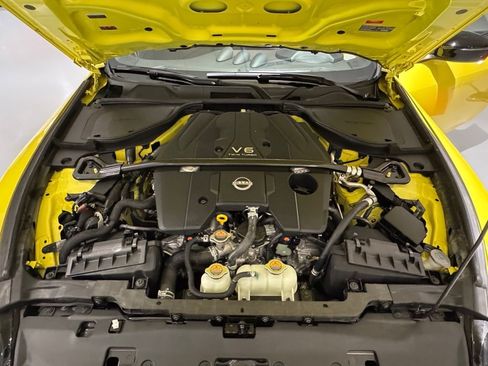 Used 2024 Nissan Z Sport w/ Floor Mat Package image 21