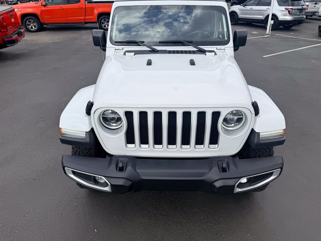 Used 2018 Jeep Wrangler Unlimited Sahara w/ Uconnect 4C Nav & Sound Group AWD/4WD image 9