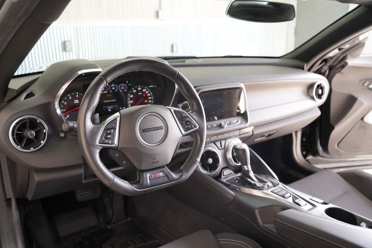 Used 2022 Chevrolet Camaro SS RWD image 17