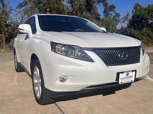 Used 2011 Lexus RX 350 2WD w/ Premium Pkg image 2