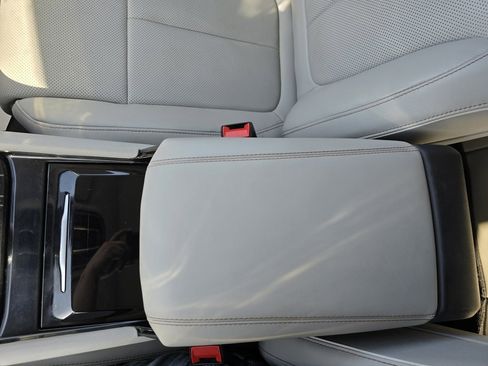 Used 2022 Jeep Grand Cherokee Overland w/ Luxury Tech Group IV image 31