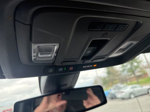 Used 2021 GMC Sierra 1500 SLT w/ SLT Premium Plus Package image 21