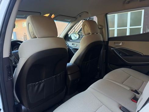 Used 2017 Hyundai Santa Fe Sport image 31