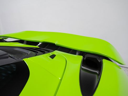 Used 2021 McLaren 720S Performance RWD image 37