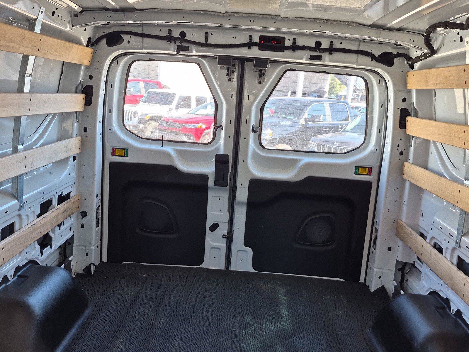 Used 2025 Ford Transit 250 Low Roof w/ Exterior Upgrade Package RWD image 15