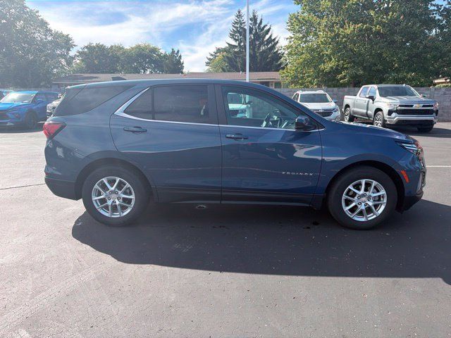 Used 2024 Chevrolet Equinox LT FWD image 5