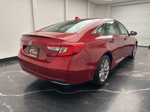 Used 2018 Honda Accord LX image 3