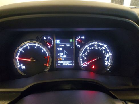 Used 2022 Toyota 4Runner TRD Off-Road Premium image 23