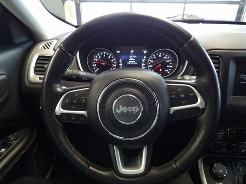 Used 2021 Jeep Compass Latitude w/ Convenience Group image 27