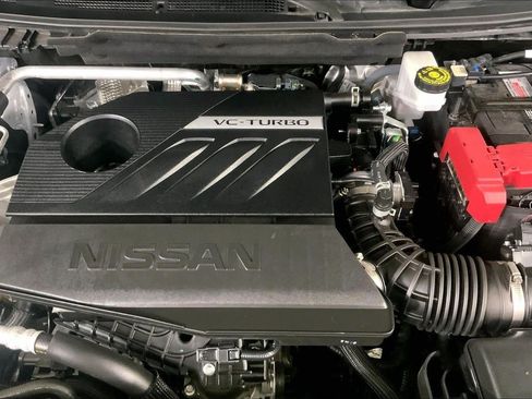 Used 2025 Nissan Rogue SV FWD image 10