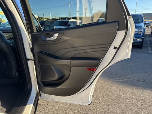 New 2025 Ford Escape SE w/ PHEV Premium Package image 20