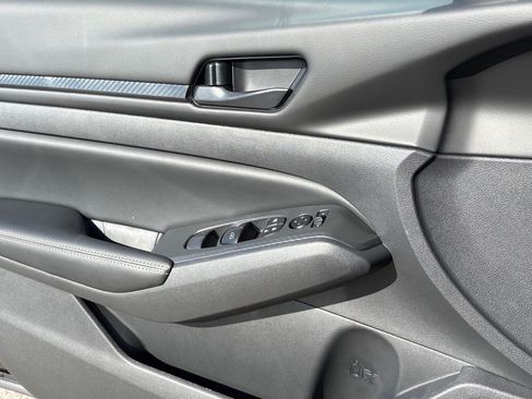 New 2026 Nissan Altima 2.5 SV FWD image 15