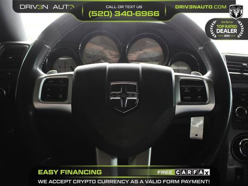 Used 2013 Dodge Challenger SXT RWD image 9