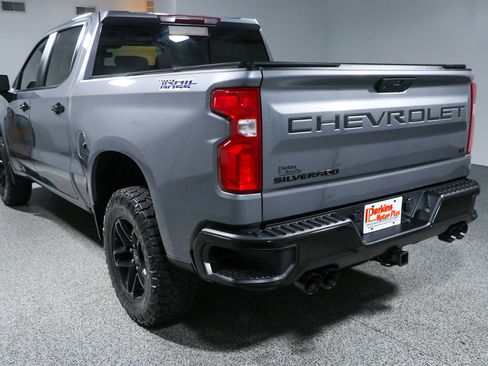 Used 2020 Chevrolet Silverado 1500 LT Trail Boss AWD/4WD image 9
