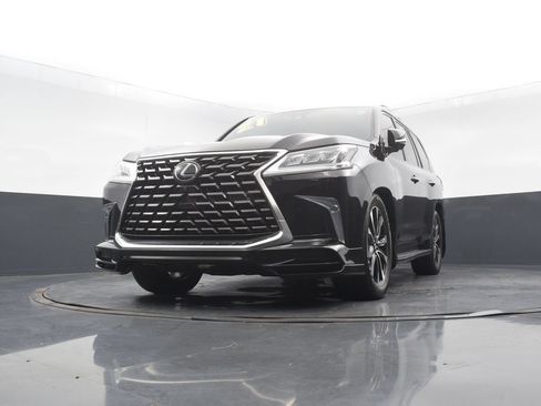Used 2021 Lexus LX 570 4WD w/ Sport Package image 47