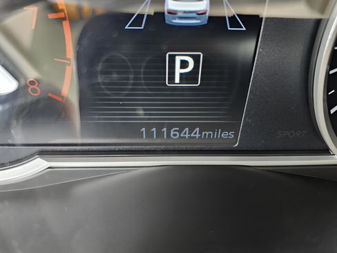 Used 2020 Nissan Versa SV image 36