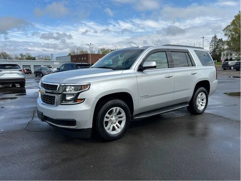 Used 2018 Chevrolet Tahoe LT AWD/4WD image 3