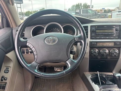 Used 2008 Toyota 4Runner SR5 w/ SR5 Extra Value Pkg 1 AWD/4WD image 10