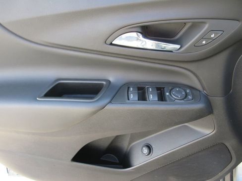 Used 2024 Chevrolet Equinox LT w/ LPO, Floor Liner Package image 22