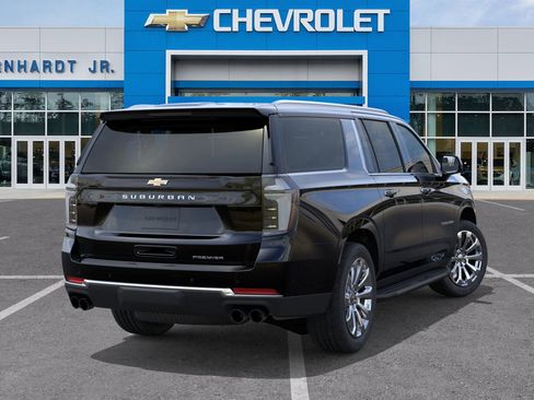 New 2026 Chevrolet Suburban Premier image 6