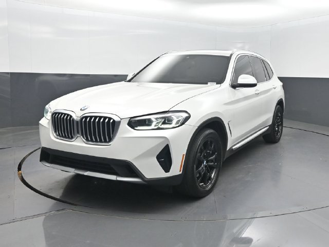 Used 2022 BMW X3 xDrive30i w/ Convenience Package AWD/4WD image 2