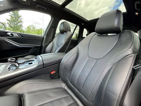 Certified 2022 BMW X5 xDrive40i w/ Premium Package AWD/4WD image 13