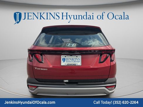 New 2026 Hyundai Tucson SE image 5
