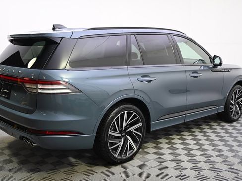 New 2026 Lincoln Aviator Black Label w/ Jet Appearance Package image 7