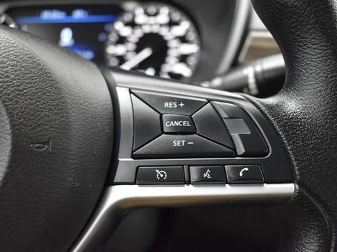 Used 2024 Nissan Altima 2.5 SV FWD image 22