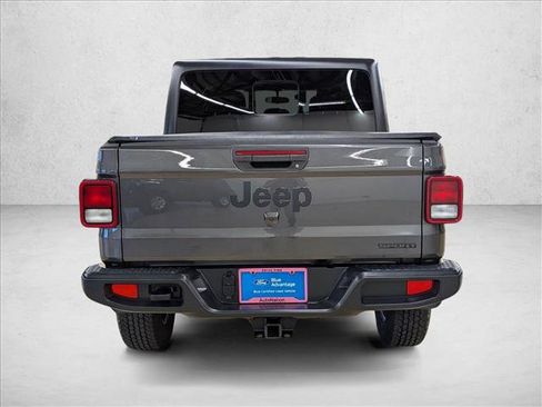 Used 2021 Jeep Gladiator Sport AWD/4WD image 6