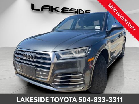 Used 2018 Audi SQ5 Premium Plus w/ Navigation Package image 2