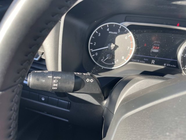 Used 2025 Nissan Rogue SV AWD/4WD image 38