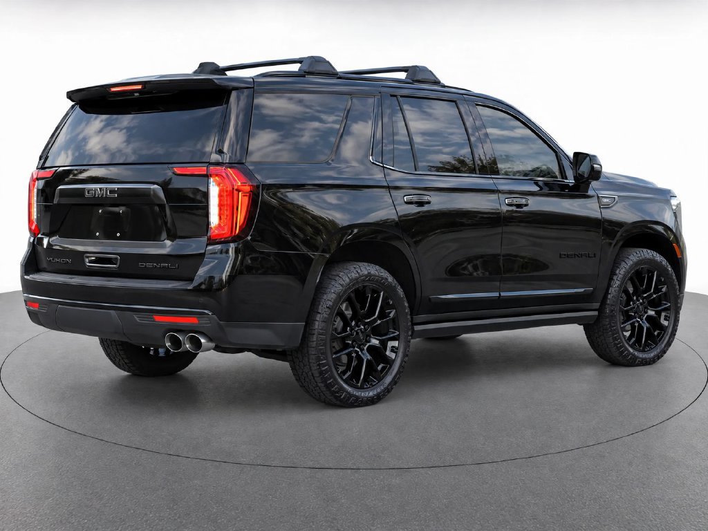 Used 2023 GMC Yukon Denali AWD/4WD image 5