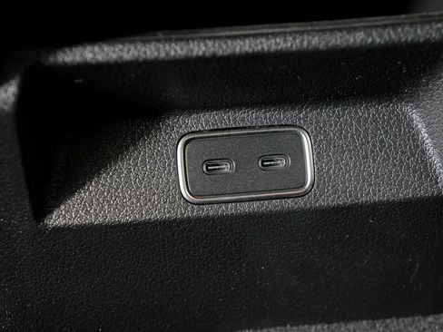 Certified 2026 Mercedes-Benz GLE 53 AMG 4MATIC image 31