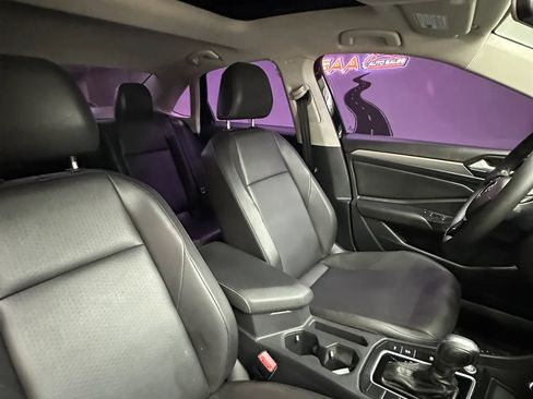 Used 2020 Volkswagen Jetta SE FWD image 33