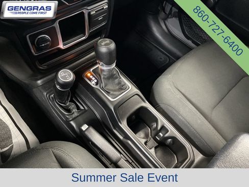 Used 2021 Jeep Wrangler Unlimited Sport AWD/4WD image 16