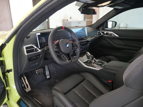 Used 2025 BMW M4 Competition w/ Parking Assistance Package image 14