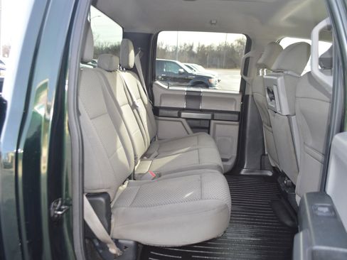 Used 2016 Ford F150 XLT AWD/4WD image 22