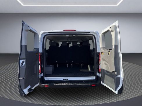 Used 2025 Ford Transit 350 XLT image 7