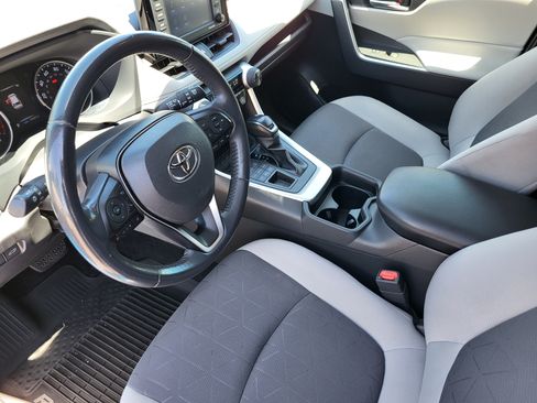Used 2020 Toyota RAV4 XLE w/ Convenience Package AWD/4WD image 10