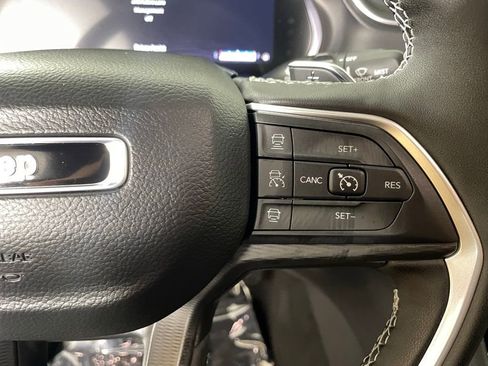 New 2025 Jeep Grand Cherokee L Laredo AWD/4WD image 21