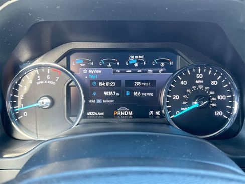 Used 2021 Ford Expedition Max XLT image 32