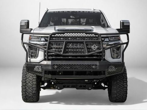 Used 2020 Chevrolet Silverado 2500 LTZ w/ LTZ Premium Package image 3