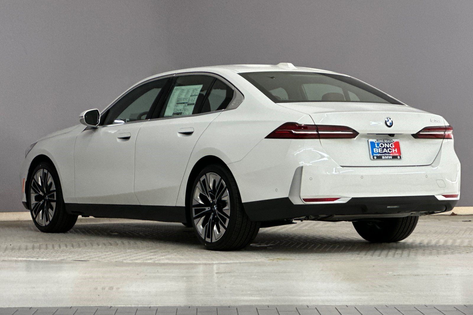 Used 2026 BMW 530i RWD image 3